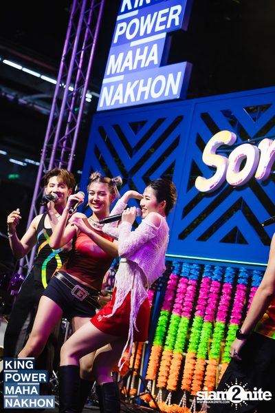 Songkran Mahanakhon ft. New Country at King Power Mahanakhon — photo 254