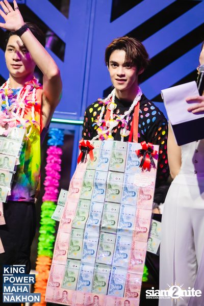 Songkran Mahanakhon ft. New Country at King Power Mahanakhon — photo 276