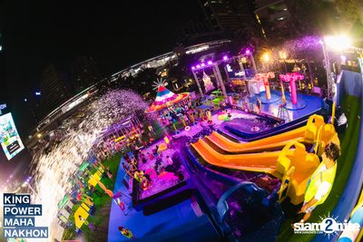 Songkran Mahanakhon ft. New Country at King Power Mahanakhon — photo 286