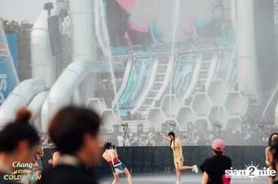 ภาพบรรยากาศงาน Chang Cold Brew Cool Club presents S2O Music Festival 2024 ที่ Live Park Rama 9 — photo 9