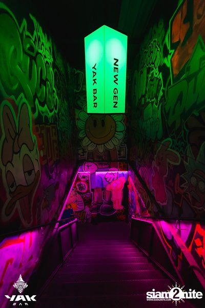 Taitosmith Concert at Yak Bar — photo 1