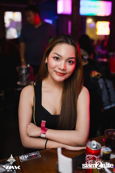 Taitosmith Concert at Yak Bar — photo 15