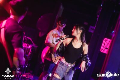 Taitosmith Concert at Yak Bar — photo 44