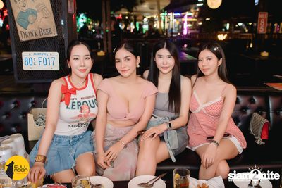 Only Monday concert at Fullmoon Terrace & Bar — photo 19