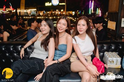 Only Monday concert at Fullmoon Terrace & Bar — photo 43