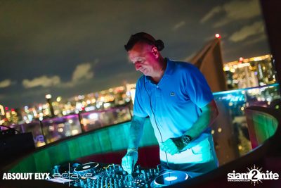 ภาพรรยากาศงาน Hedkendi x Octave Rooftop Pride Edition ที่ Octave Rooftop Bar — photo 12
