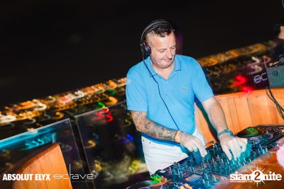 ภาพรรยากาศงาน Hedkendi x Octave Rooftop Pride Edition ที่ Octave Rooftop Bar — photo 76