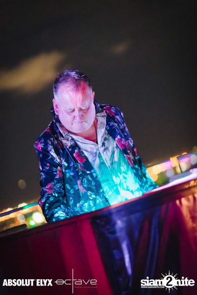 ภาพรรยากาศงาน Hedkendi x Octave Rooftop Pride Edition ที่ Octave Rooftop Bar — photo 101