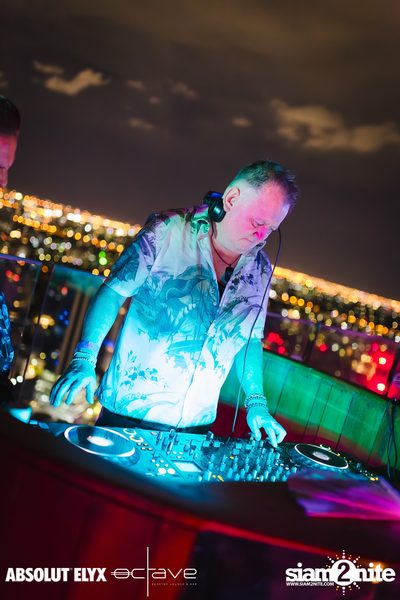 ภาพรรยากาศงาน Hedkendi x Octave Rooftop Pride Edition ที่ Octave Rooftop Bar — photo 102