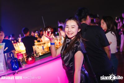 ภาพรรยากาศงาน Hedkendi x Octave Rooftop Pride Edition ที่ Octave Rooftop Bar — photo 106