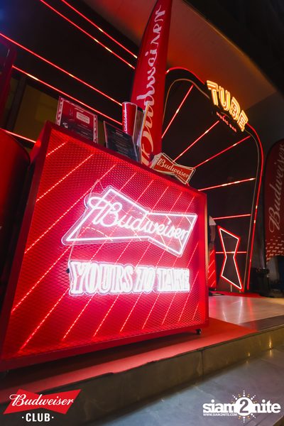 ภาพบรรยากาศงาน Budweiser Club presents Live Concert of Bowkylion ที่ TUBE Music Bar — photo 5