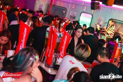 ภาพบรรยากาศงาน Budweiser Club presents Live Concert of Bowkylion ที่ TUBE Music Bar — photo 49