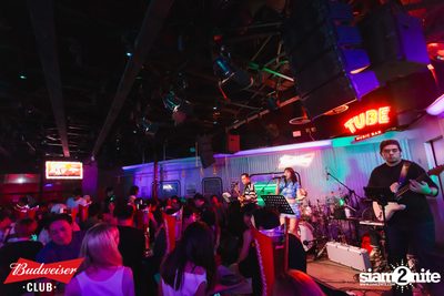 ภาพบรรยากาศงาน Budweiser Club presents Live Concert of Bowkylion ที่ TUBE Music Bar — photo 51