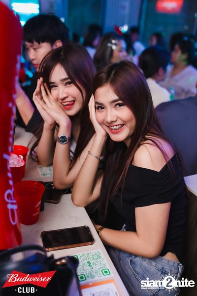 ภาพบรรยากาศงาน Budweiser Club presents Live Concert of Bowkylion ที่ TUBE Music Bar — photo 56