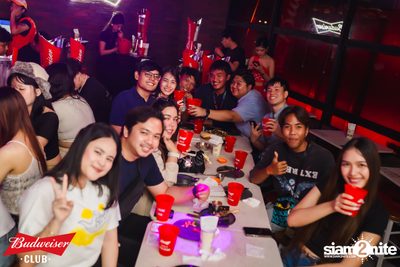 ภาพบรรยากาศงาน Budweiser Club presents Live Concert of Bowkylion ที่ TUBE Music Bar — photo 64