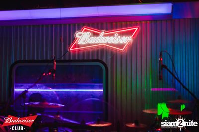 ภาพบรรยากาศงาน Budweiser Club presents Live Concert of Bowkylion ที่ TUBE Music Bar — photo 70