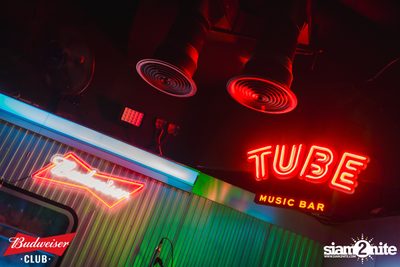 ภาพบรรยากาศงาน Budweiser Club presents Live Concert of Bowkylion ที่ TUBE Music Bar — photo 71