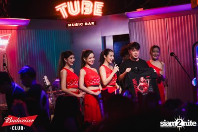 ภาพบรรยากาศงาน Budweiser Club presents Live Concert of Bowkylion ที่ TUBE Music Bar — photo 78