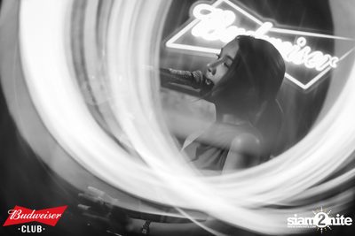 ภาพบรรยากาศงาน Budweiser Club presents Live Concert of Bowkylion ที่ TUBE Music Bar — photo 122