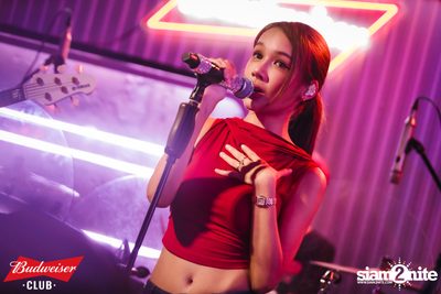 ภาพบรรยากาศงาน Budweiser Club presents Live Concert of Bowkylion ที่ TUBE Music Bar — photo 123