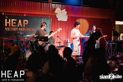 Zom Marie Concert at HEAP Victory Monument — photo 8