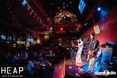 Zom Marie Concert at HEAP Victory Monument — photo 19