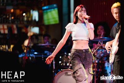 Zom Marie Concert at HEAP Victory Monument — photo 45