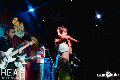 Zom Marie Concert at HEAP Victory Monument — photo 54