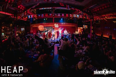 Zom Marie Concert at HEAP Victory Monument — photo 59