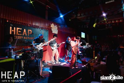 Zom Marie Concert at HEAP Victory Monument — photo 105
