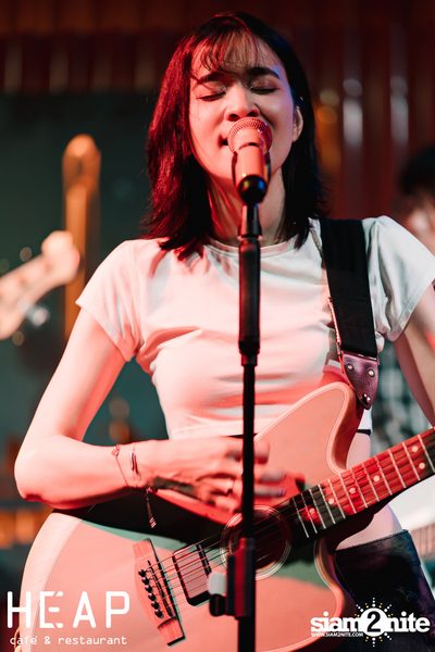 Zom Marie Concert at HEAP Victory Monument — photo 106