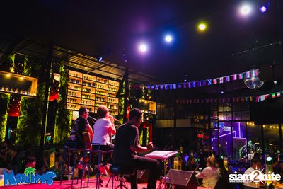 Violette Wautier Concert at Maldives Bar Mengjai — photo 6