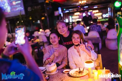 Violette Wautier Concert at Maldives Bar Mengjai — photo 27