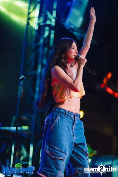 Violette Wautier Concert at Maldives Bar Mengjai — photo 58