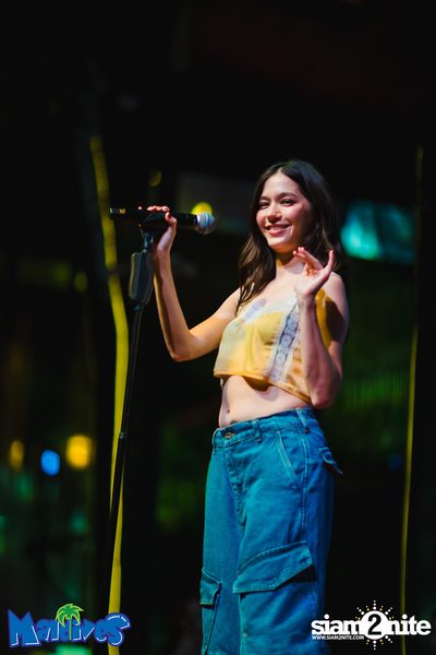 Violette Wautier Concert at Maldives Bar Mengjai — photo 74