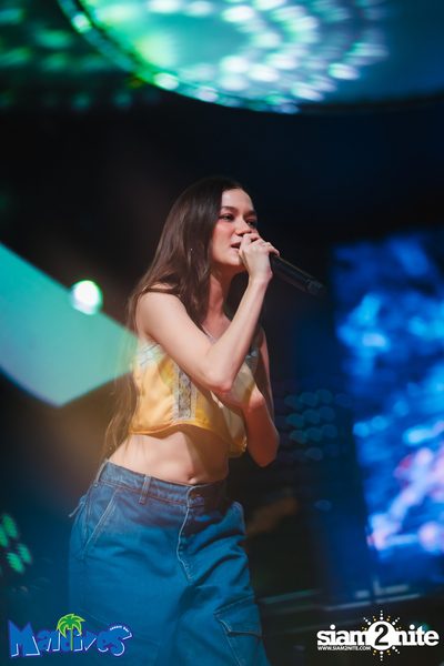 Violette Wautier Concert at Maldives Bar Mengjai — photo 77