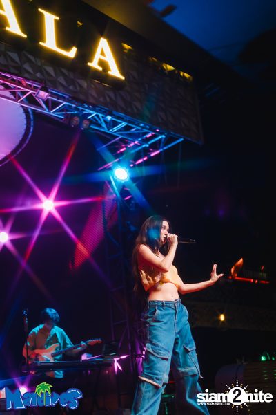 Violette Wautier Concert at Maldives Bar Mengjai — photo 108