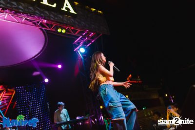 Violette Wautier Concert at Maldives Bar Mengjai — photo 117