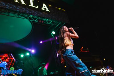 Violette Wautier Concert at Maldives Bar Mengjai — photo 119