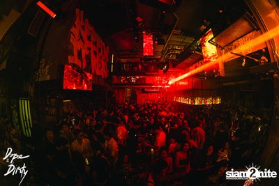 JAM ft. PLOYCHOMPOO & IMAGE SUTHITA at Dope & Dirty  — photo 105
