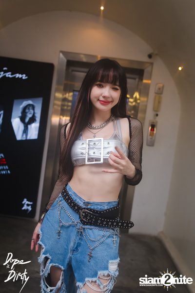 JAM ft. PLOYCHOMPOO & IMAGE SUTHITA at Dope & Dirty  — photo 110