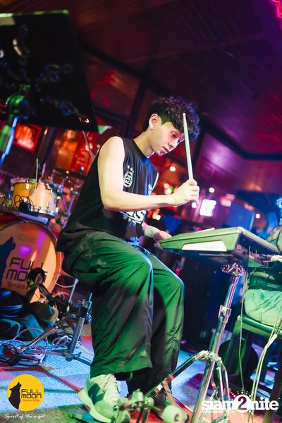 MEYOU concert at Fullmoon Terrace and Bar — photo 10