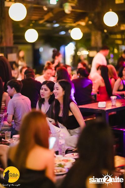 MEYOU concert at Fullmoon Terrace and Bar — photo 37