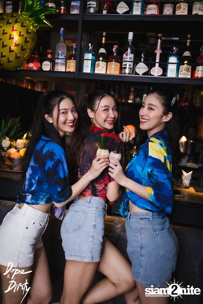Aloha Party at Dope & Dirty — photo 10