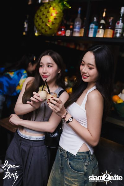Aloha Party at Dope & Dirty — photo 25