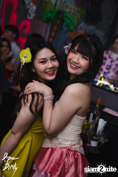 Aloha Party at Dope & Dirty — photo 41