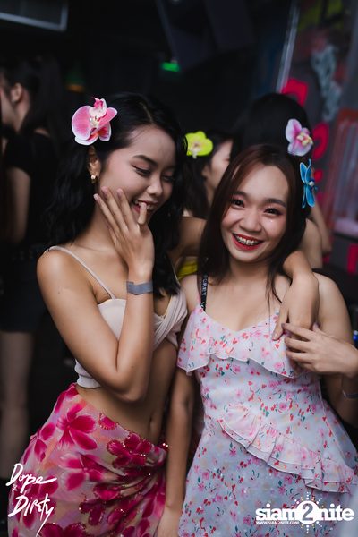 Aloha Party at Dope & Dirty — photo 42