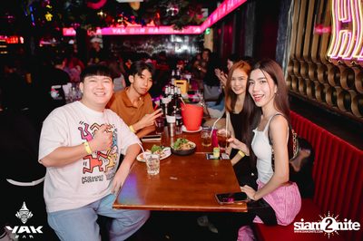 Bedroom Audio Concert at Yak Bar — photo 8