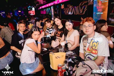 Bedroom Audio Concert at Yak Bar — photo 43
