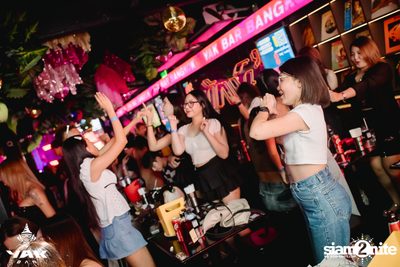 Bedroom Audio Concert at Yak Bar — photo 49